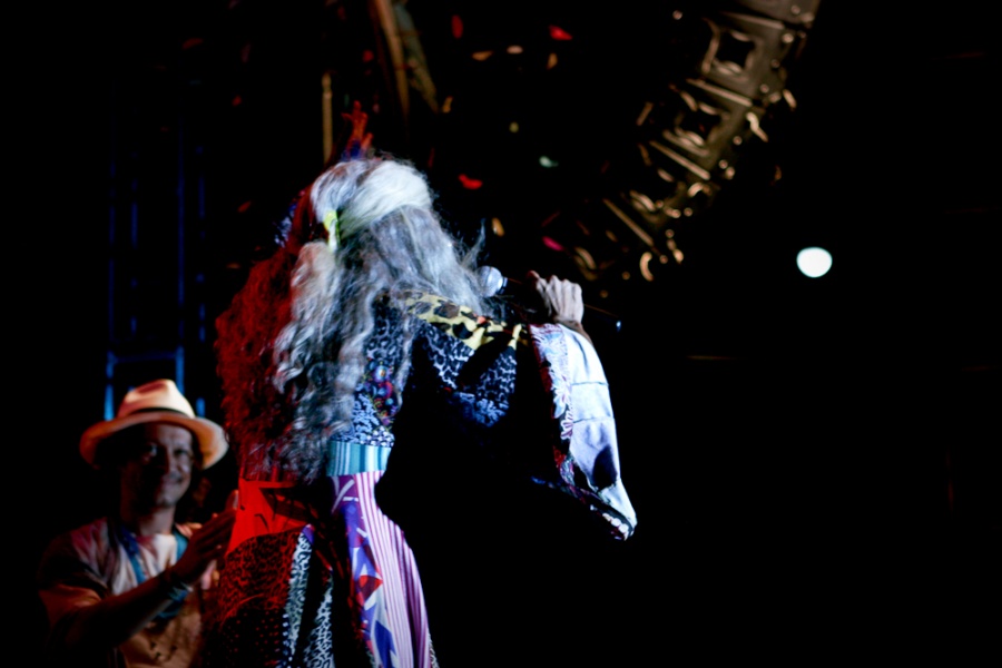Doroty Marques e a Turma Que Faz no palco do X Encontro | Foto de Fredox